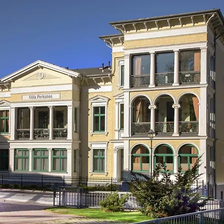 Schoene Mit Badewanne, Geschuetzter Dachterrasse Und Wlan * Heringsdorf (Usedom)